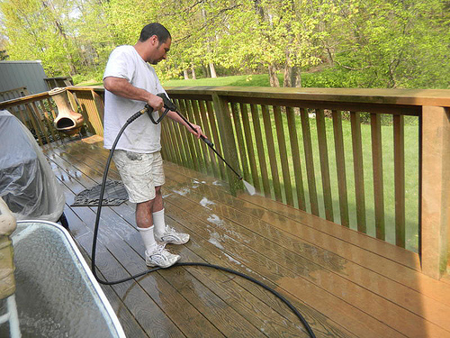 deck-fence-cleaning