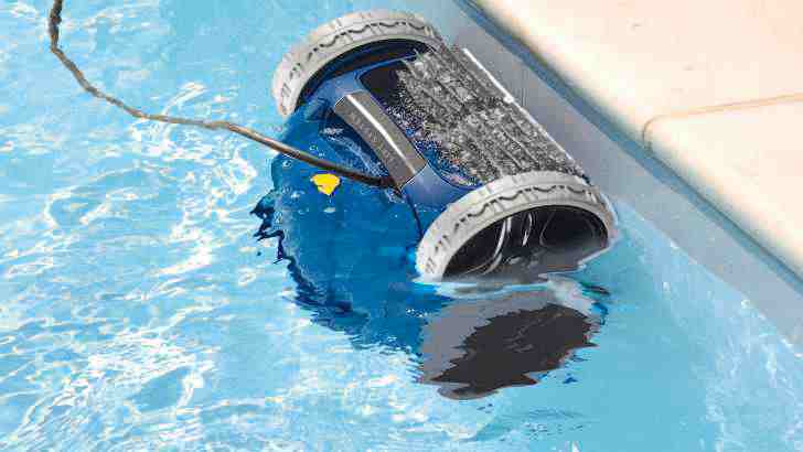 cleaner robot pool
